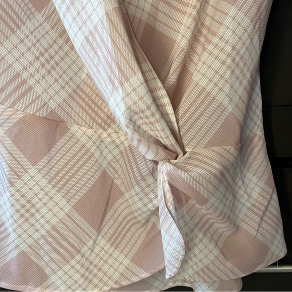 Business Plaid Shell Blouse - Picture 5 of 8